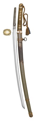 Lot 25 - A JAPANESE W. W. II OFFICERS SWORD (KATANA)