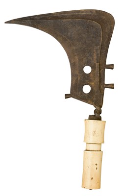 Lot 125 - AN IVORY-MOUNTED MANGBETU TRIBE SICKLE KNIFE