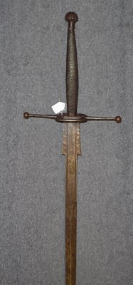 Lot 143 - A TWO HAND SWORD IN LATE 16TH CENTURY STYLE