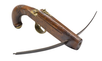 Lot 236 - A CONTINENTAL PISTOL CROSSBOW