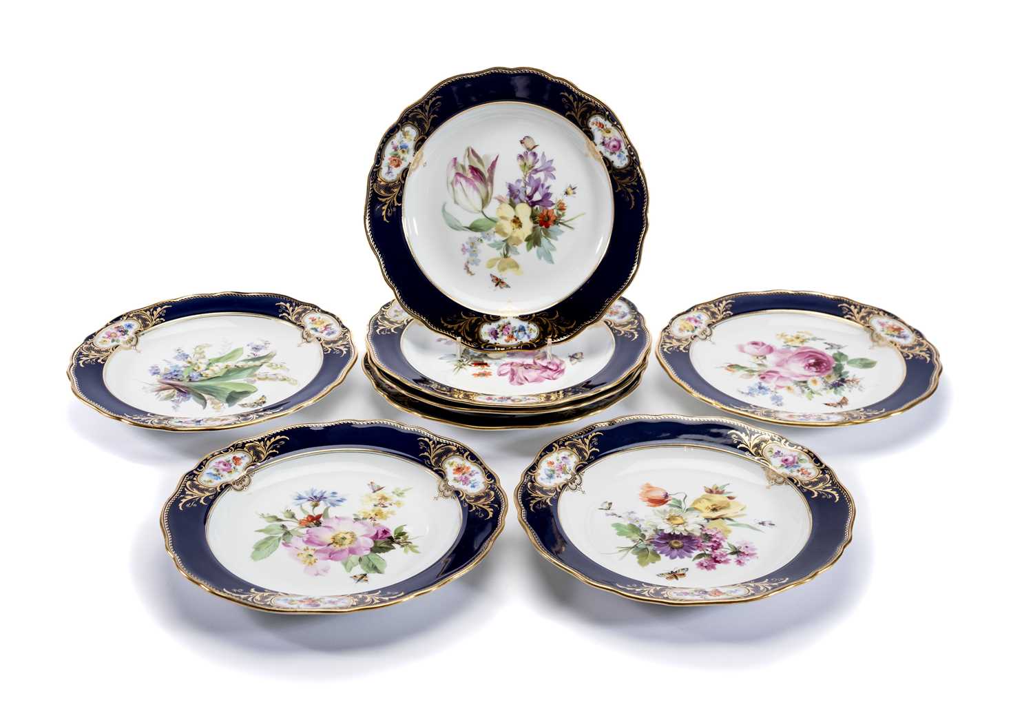 Lot 22 - A SET OF EIGHT MEISSEN DESSERT PLATES, EARLY 20TH CENTURY