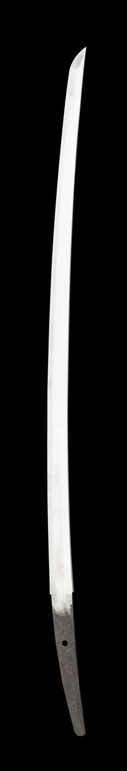 Lot 1 - A JAPANESE SWORD (TACHI)