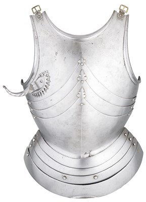 Lot 181 - A COMPOSITE SOUTH GERMAN 'GOTHIC' BREASTPLATE