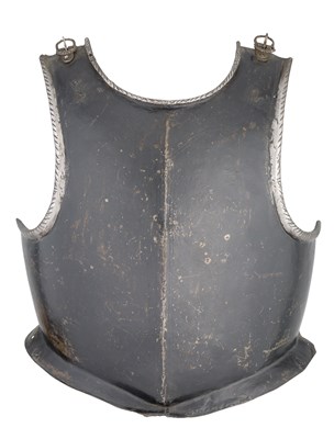 Lot 185 - **AN ITALIAN INFANTRY BREASTPLATE