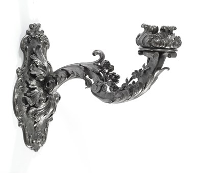 Lot 270 - **AN AMERICAN WROUGHT IRON WALL-LAMP BRACKET