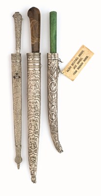 Lot 127 - A BALKAN SILVER-MOUNTED DAGGER