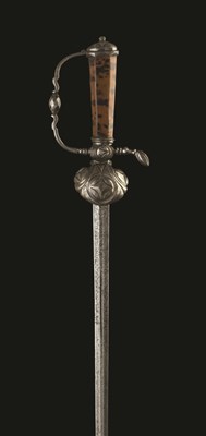 Lot 183 - A RARE HUNTING SWORD WITH TORTOISESHELL VENEERED HILT
