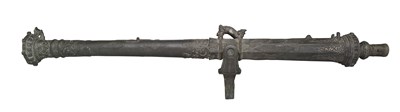 Lot 98 - A FINE MALAYSIAN BRONZE SWIVEL-GUN (LANTAKA)