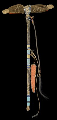 Lot 102 - A RARE NATIVE AMERICAN PLAINS CLUB