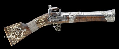 Lot 115 - A NORTH WEST PERSIAN MIQUELET-LOCK BLUNDERBUSS