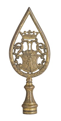 Lot 196 - A GILT COPPER FINIAL FROM A FLAG POLE