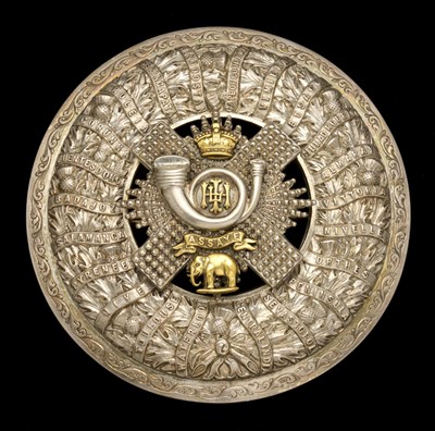 Lot 253 - A GOOD HIGHLAND LIGHT INFANTRY PLAID BROOCH