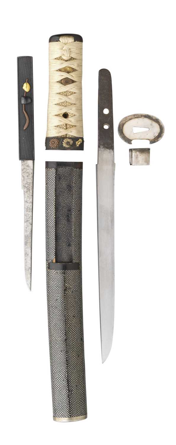 Lot 1 - â€¡ A JAPANESE DAGGER (AIKUCHI TANTO)