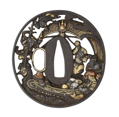 Lot 10 - â€¡ A JAPANESE DECORATED SWORD GUARD (TSUBA)