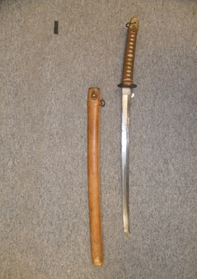 Lot 38 - A JAPANESE W.W.II OFFICER'S SWORD (KATANA)