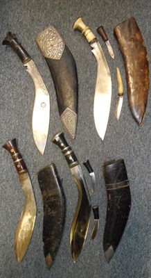 Lot 64 - FOUR GURKHA KUKRI KNIVES