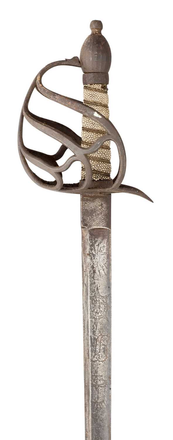 Lot 96 - A 1788 PATTERN THIRD DRAGOON GUARDS OFFICER'S SWORD