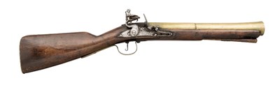 Lot 221 - A FLINTLOCK BLUNDERBUSS BY FRANCIS SMART