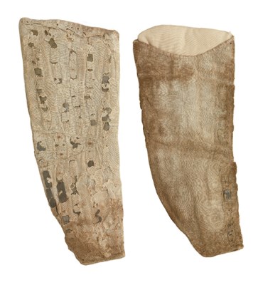 Lot 513 - TWO HIGHLY RARE AND IMPORTANT ENGLISH PLATESLEEVES