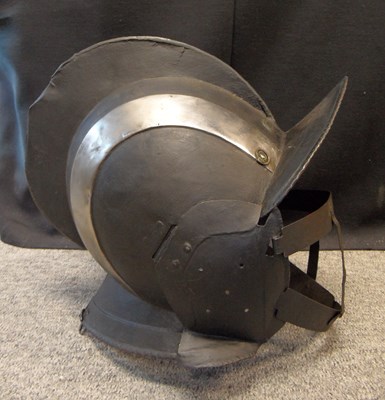 Lot 540 - A GERMAN 'BLACK AND WHITE'BURGONET