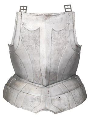 Lot 574 - A SOUTH GERMAN BREASTPLATE