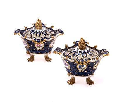 Lot 19 - A PAIR OF SPODE PASTILLE BURNERS AND COVERS