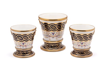 Lot 30 - A GARNITURE OF THREE SPODE JARDINIERES AND STANDS, CIRCA 1810