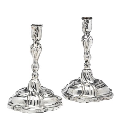 Lot 93 - A PAIR OF GERMAN SILVER CANDLESTICKS, JOHANN BALTHASAR HECKENAUER, AUGSBURG, 1759-61