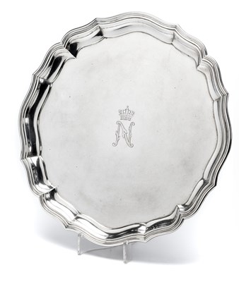 Lot 101 - A GERMAN SILVER SALVER