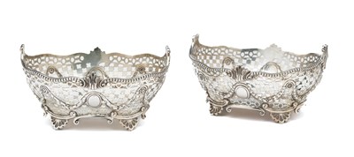 Lot 166 - A PAIR OF VICTORIAN SILVER SILVER SWEETMEAT BASKETS