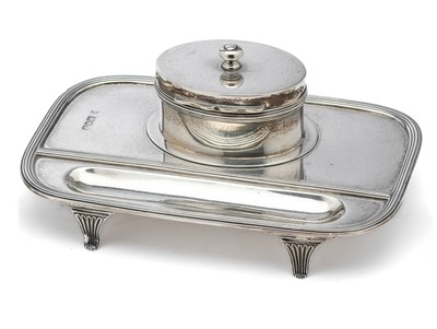 Lot 198 - A VICTORIAN SILVER INKSTAND