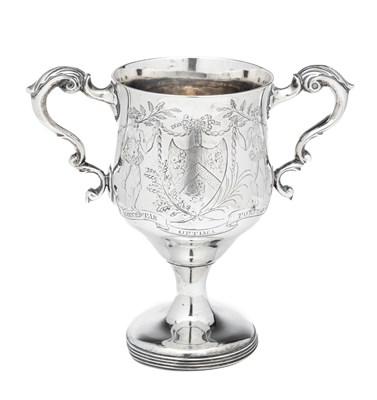 Lot 224 - AN IRISH GEORGE III SILVER CUP