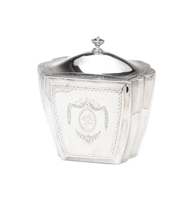 Lot 227 - A GEORGE III SILVER TEA CADDY