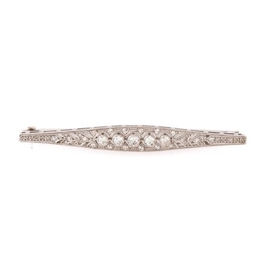 Lot 298 - DIAMOND BAR BROOCH, 1900s