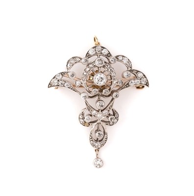 Lot 299 - BELLE EPOQUE DIAMOND PENDANT / BROOCH