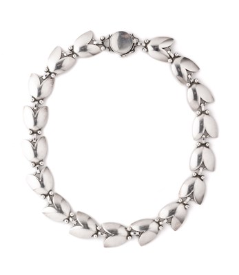 Lot 304 - DANISH SILVER 'TULIP' NECKLACE, GEORG JENSEN, COPENHAGEN, CIRCA 1966