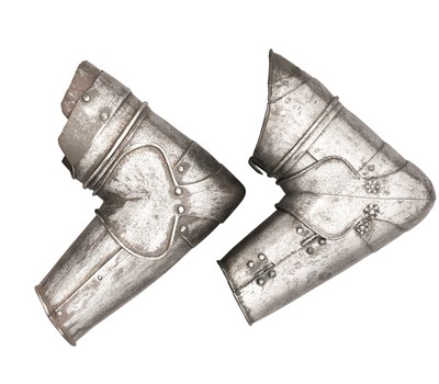 Lot 172 - TWO NORTH GERMAN VAMBRACES