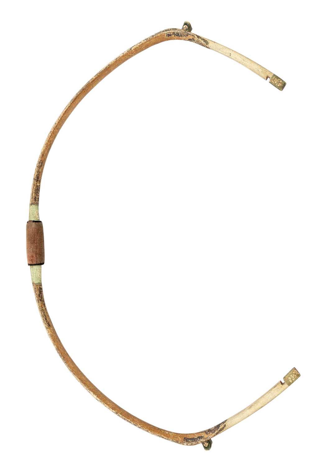 Lot 34 - A CHINESE COMPOSITE BOW, QING DYNASTY,