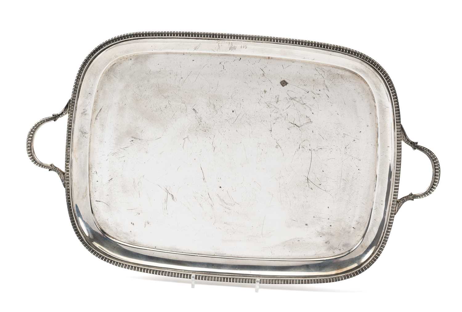 Lot 188 - A GEORGE V SILVER TRAY, CARRINGTON & CO., LONDON, 1914