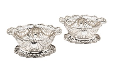 Lot 210 - A PAIR OF EDWARDIAN SILVER SWEETMEAT BASKETS, NATHAN & HAYES OF BIRMINGHAM, CHESTER, 1901