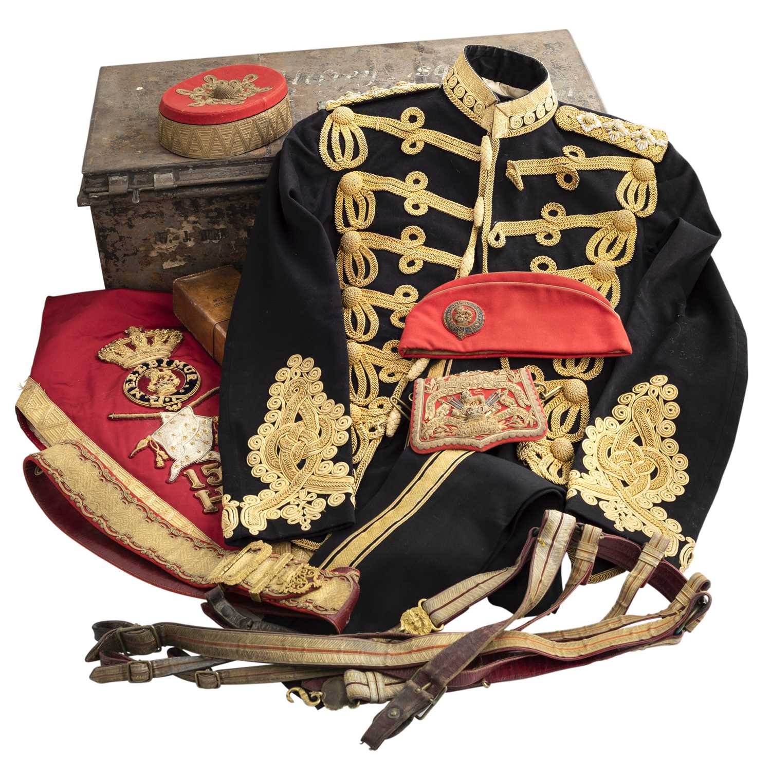Lot 424 - â’¶ AN OFFICER'S UNIFORM OF THE 15TH HUSSARS, VICTORIAN
