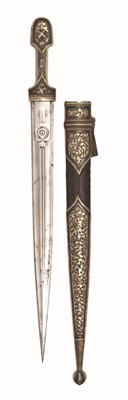 Lot 17 - A CAUCASIAN SILVER-MOUNTED KINDJAL