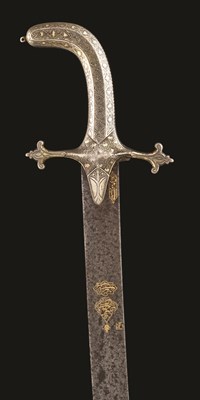 Lot 37 - A FINE INDIAN SILVER-HILTED SHAMSHIR MADE FOR SAFDAR JANG BAHADUR BY MUHAMMAD BAQIR MASHHADI