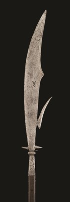 Lot 173 - **A ITALIAN ETCHED GLAIVE