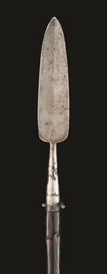 Lot 190 - A GERMAN BOAR SPEAR