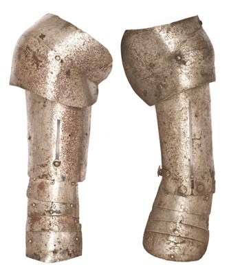 Lot 253 - TWO RARE GERMAN ARM-DEFENCES OR 'SPLINTS'
