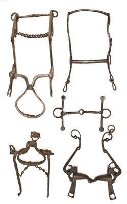 Lot 266 - A GROUP OF FIVE HORSE BITS