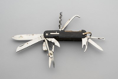 Lot 726 - A SPORTSMAN’S KNIFE, JOHN PETTY & SONS, SHEFFIELD, LATE 19TH CENTURY