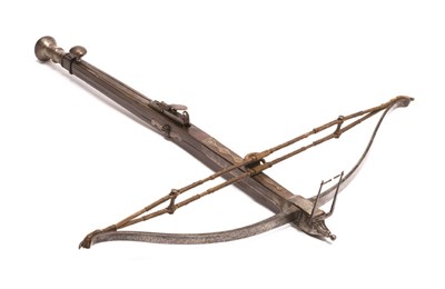 Lot 296 - AN ENGLISH STONEBOW