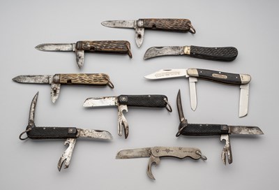 Lot 712 - NINE VARIOUS CLASP KNIVES, 20TH CENTURY